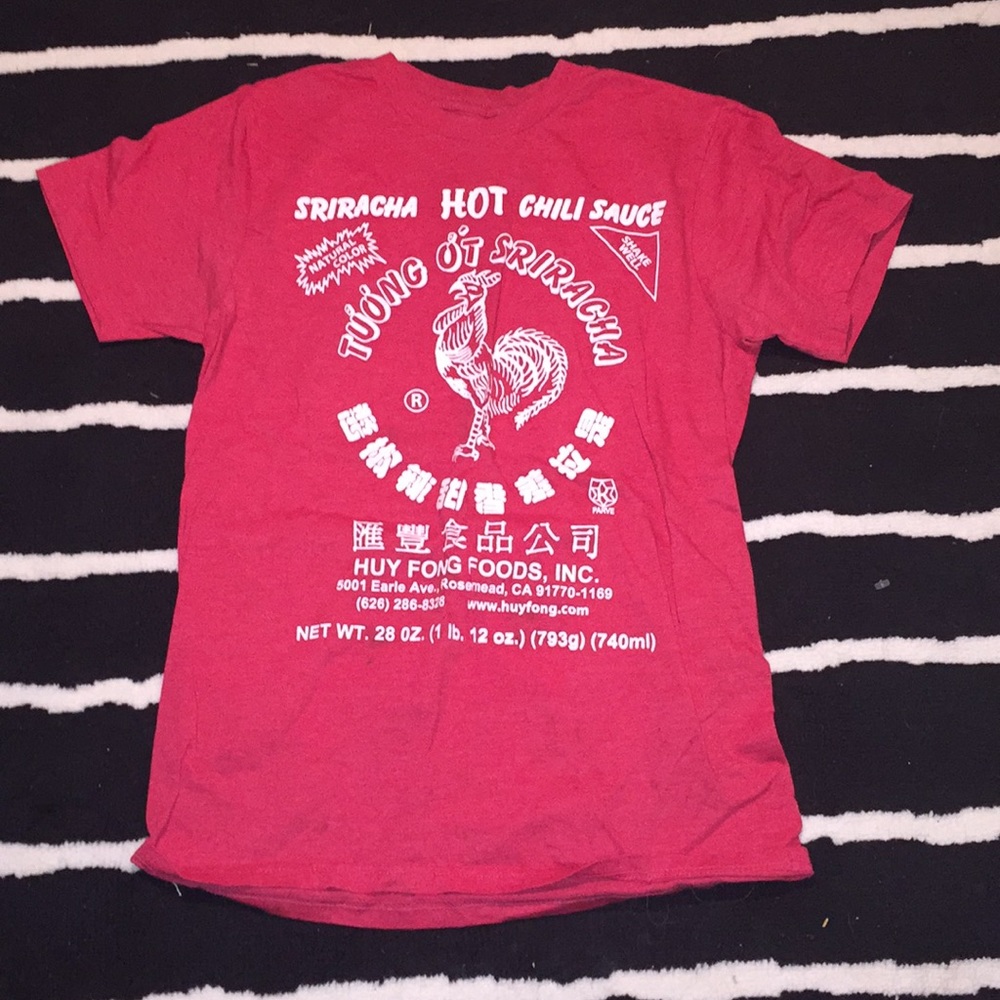 Sriracha shirt size small from target